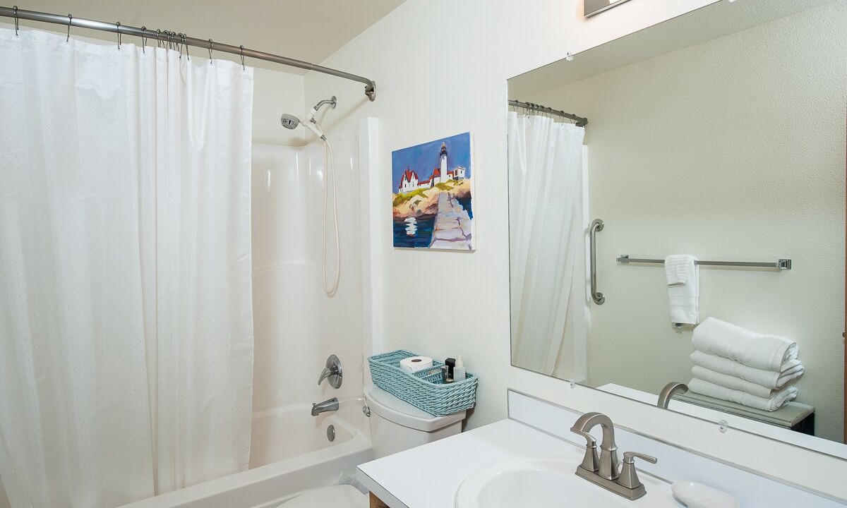 Photo of Bathroom in Seaside