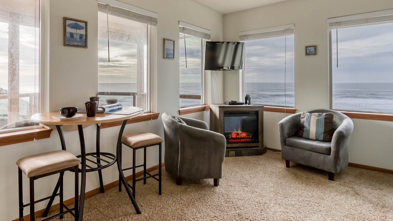 Photo of Livingroom in Beverly Beach