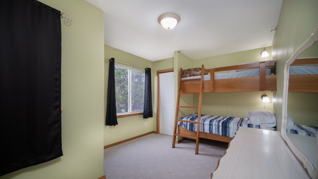 Photo of Bedroom in Seaside