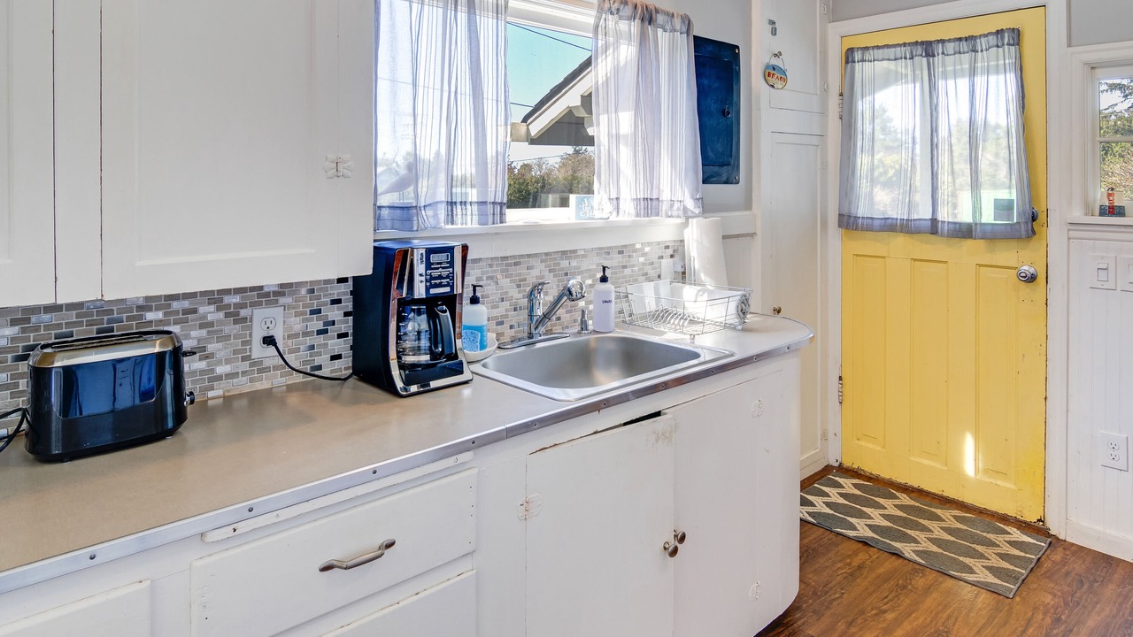 Photo of Kitchen in Seal Rock