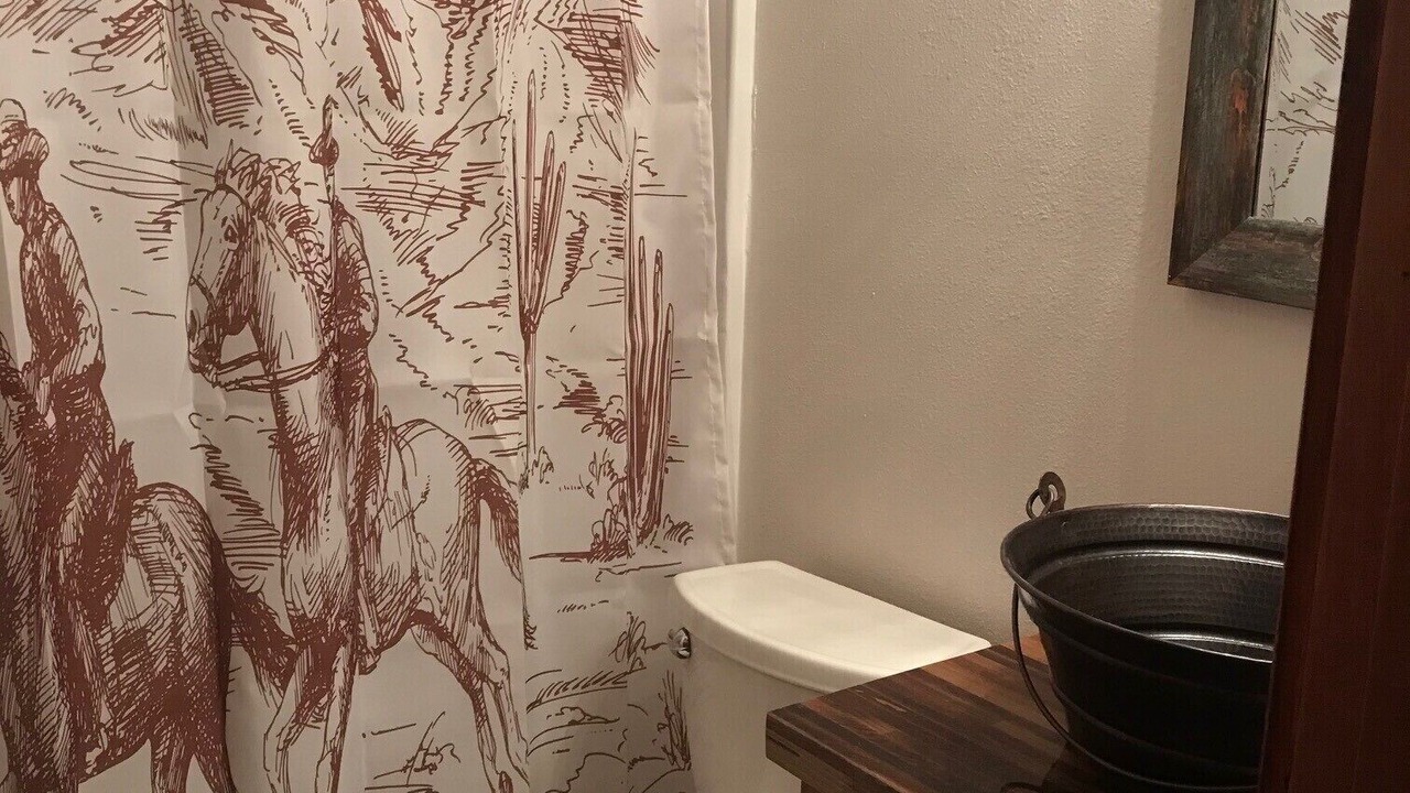 Photo of Bathroom in Grant County