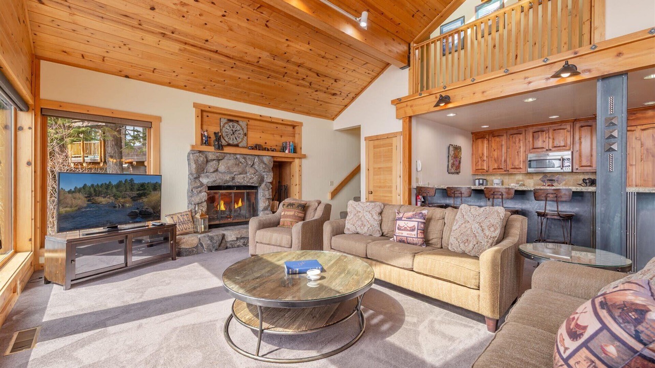 Photo of Livingroom in Carnelian Bay