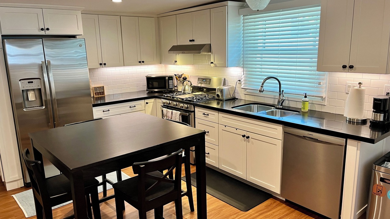 Photo of Kitchen in North Hollywood