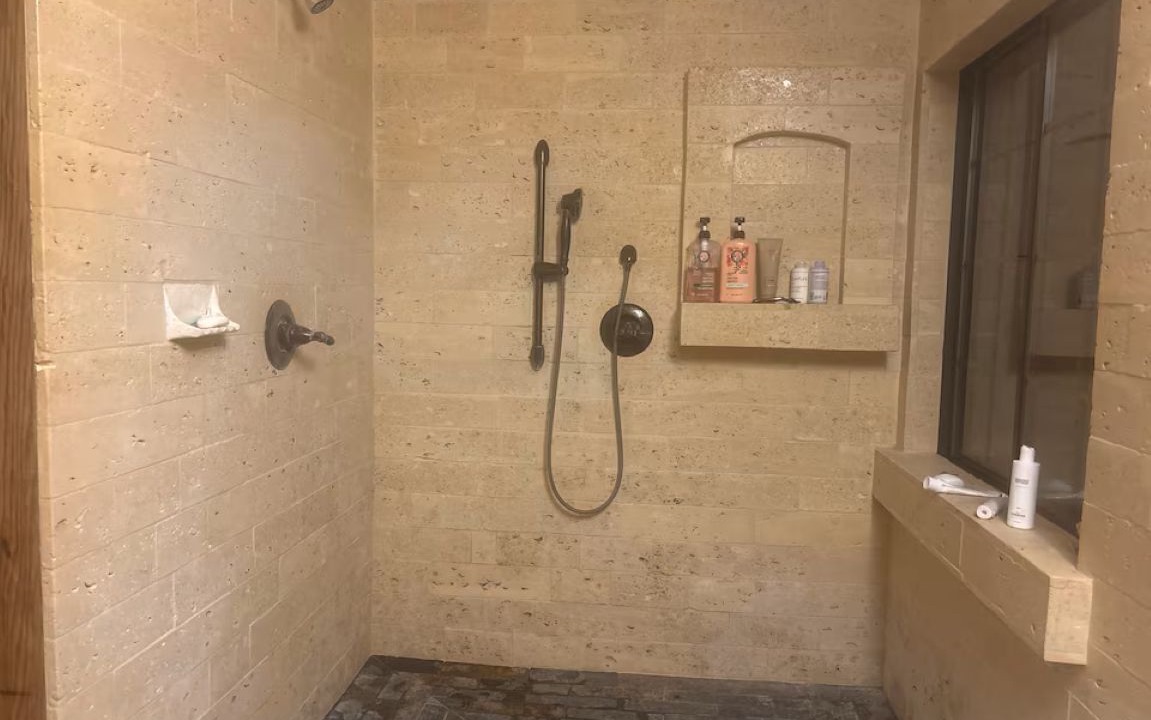 Photo of Bathroom in Salinas