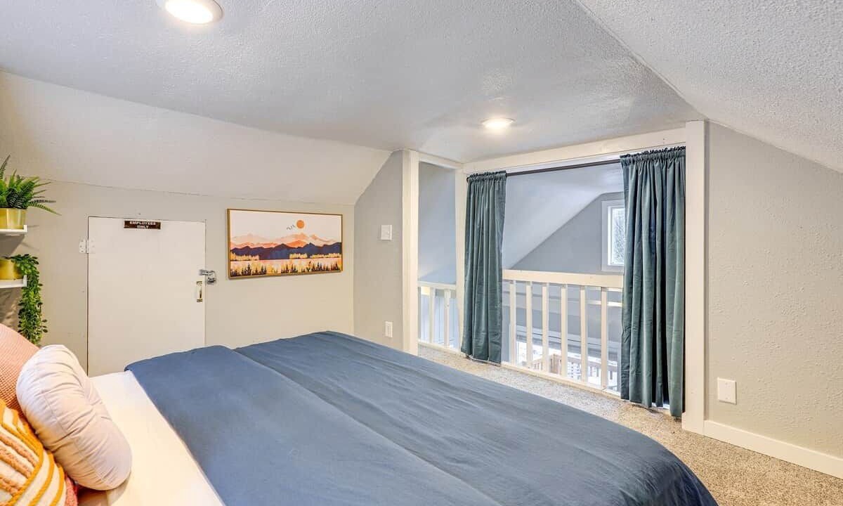 Photo of Bedroom in Zigzag