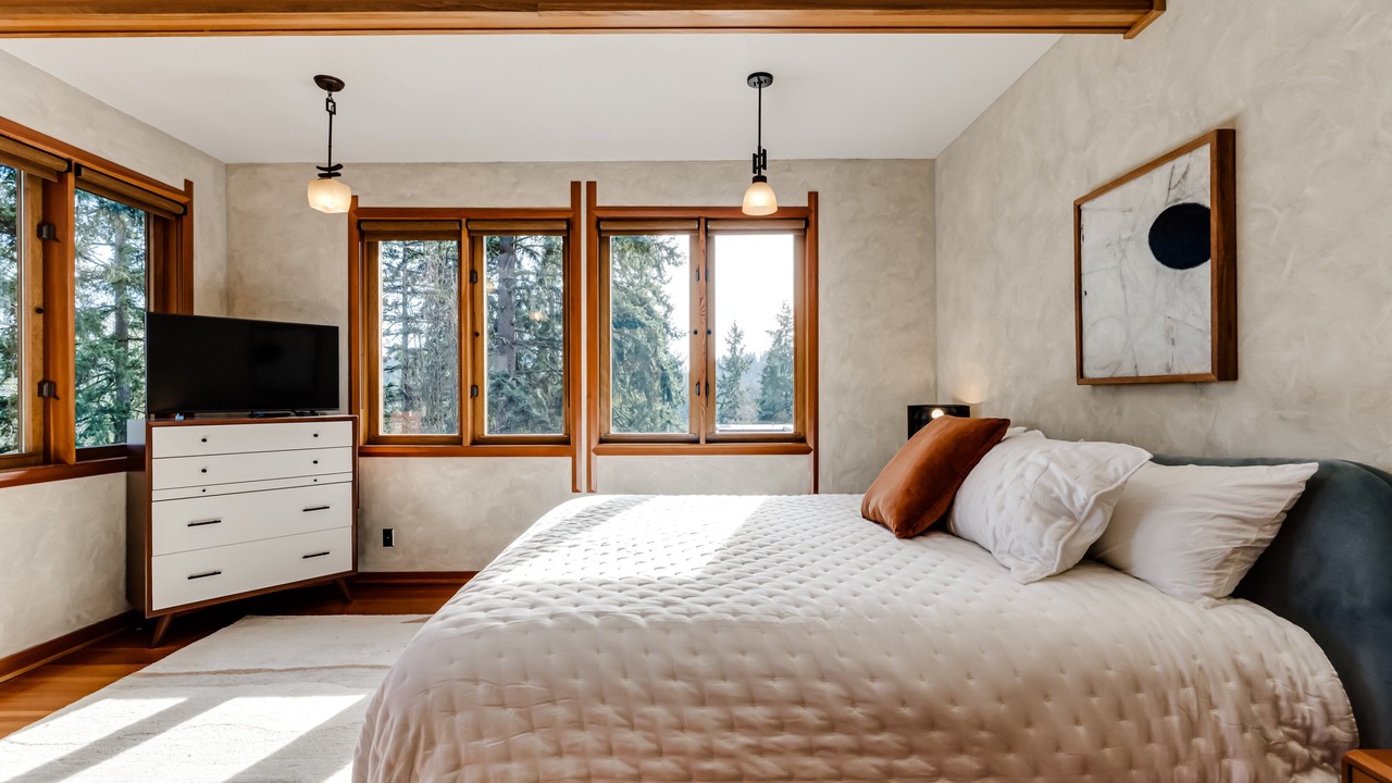 Photo of Bedroom in Fairmont