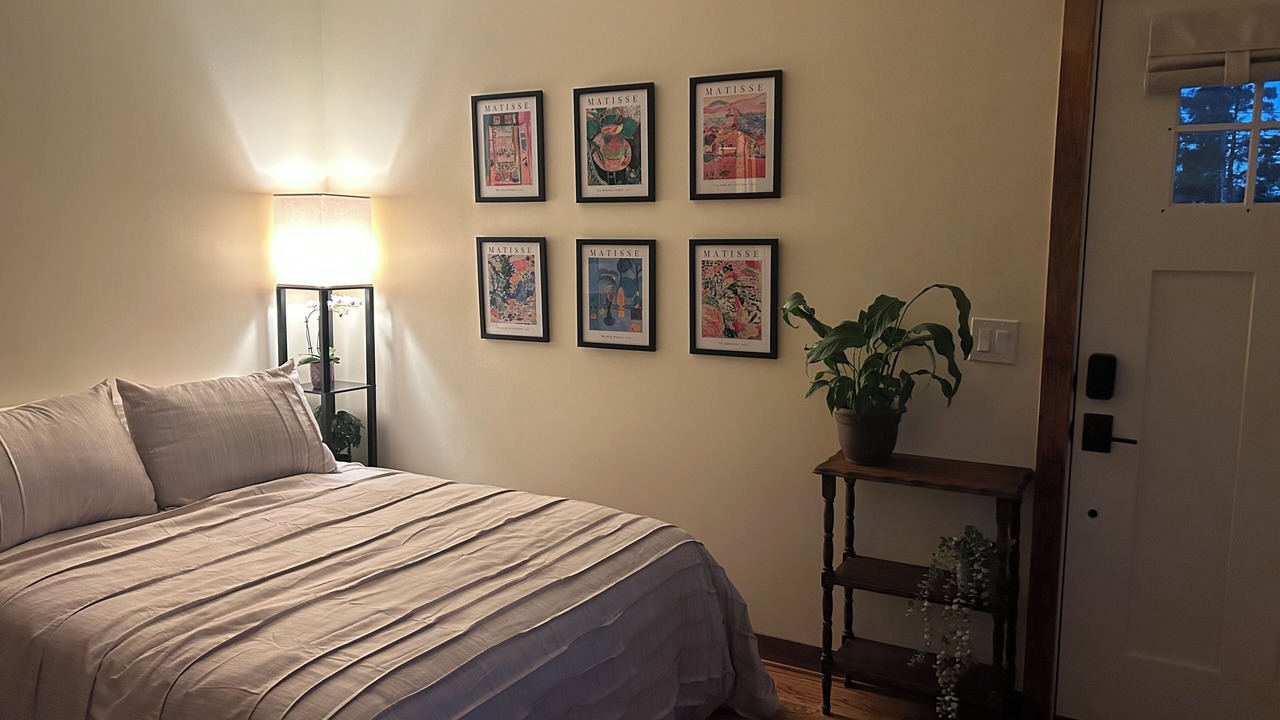 Photo of Bedroom in Sherman Oaks