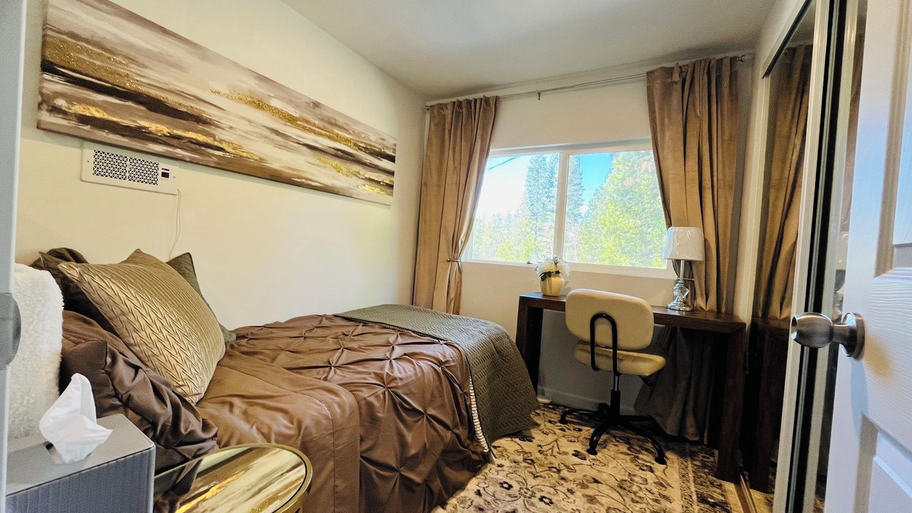 Photo of Bedroom in Cromberg