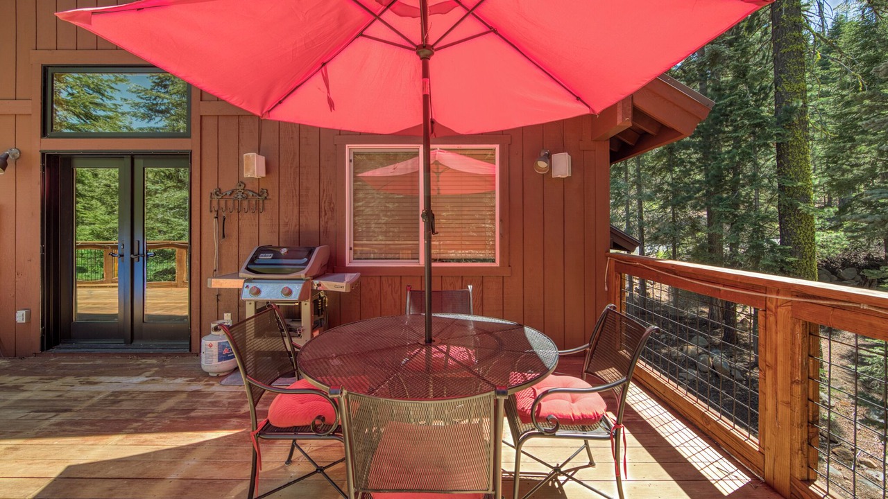 Photo of Outdoor in Kingswood Estates