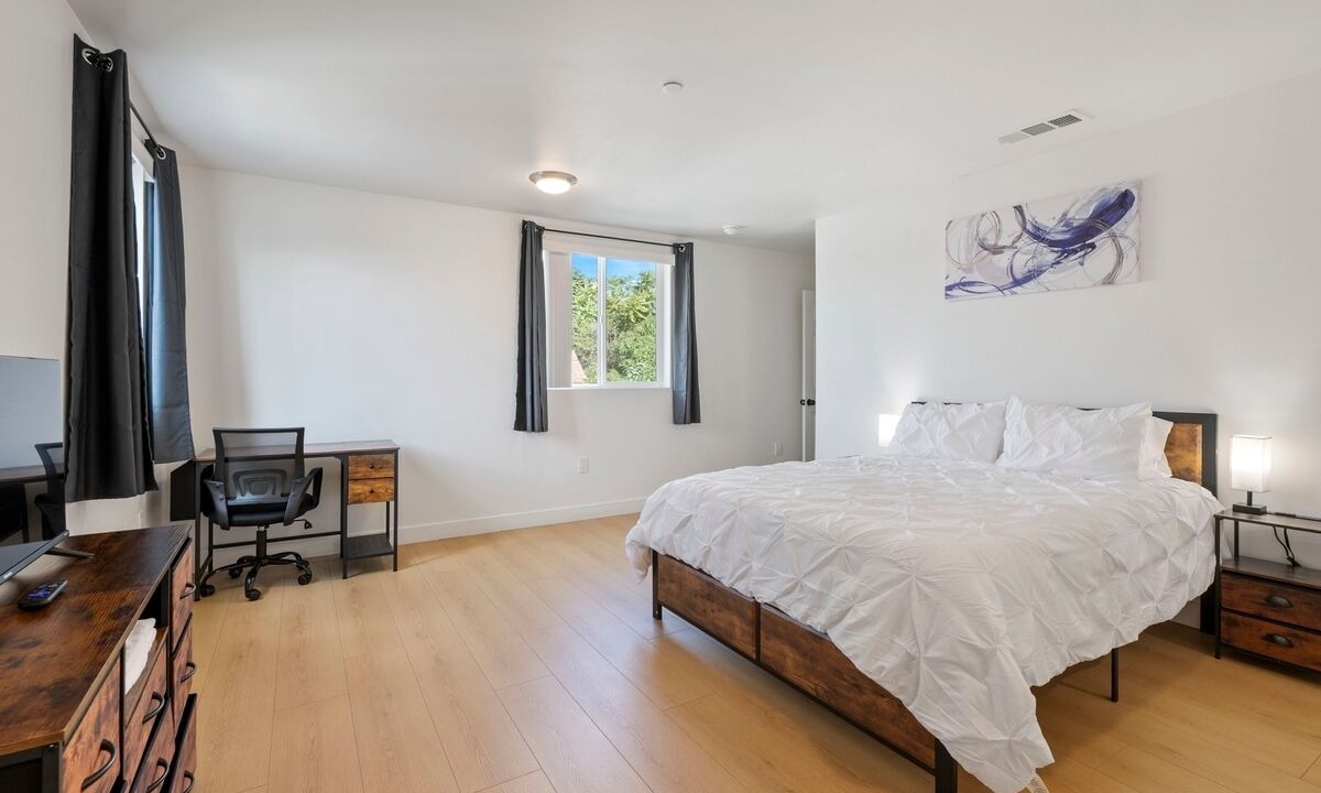 Photo of Bedroom in Los Angeles