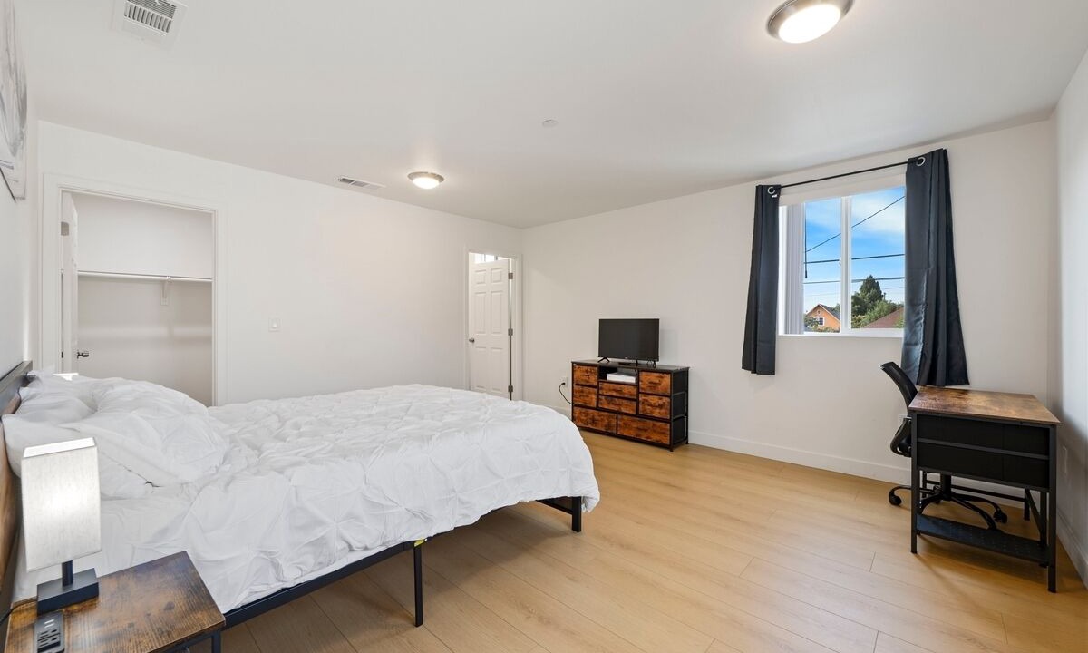 Photo of Bedroom in Los Angeles