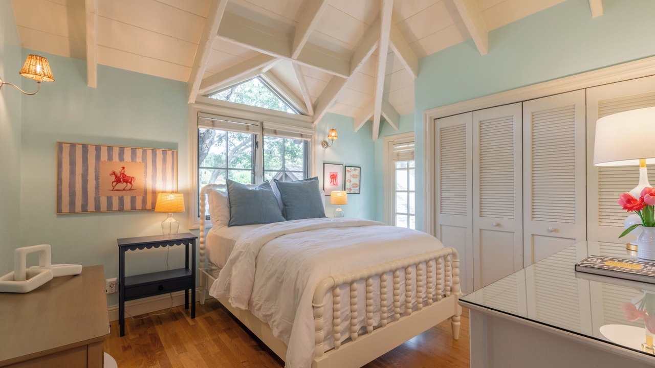 Photo of Bedroom in Carmel Valley
