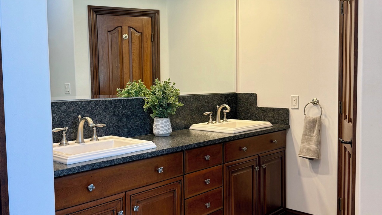 Photo of Bathroom in Parowan