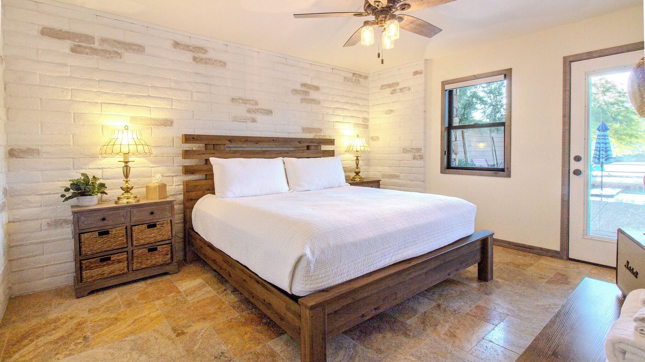 Photo of Bedroom in Holiday Shores