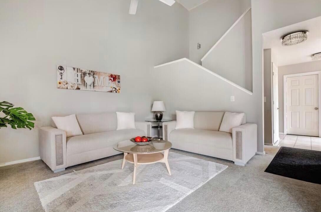 Photo of Livingroom in Yuba City