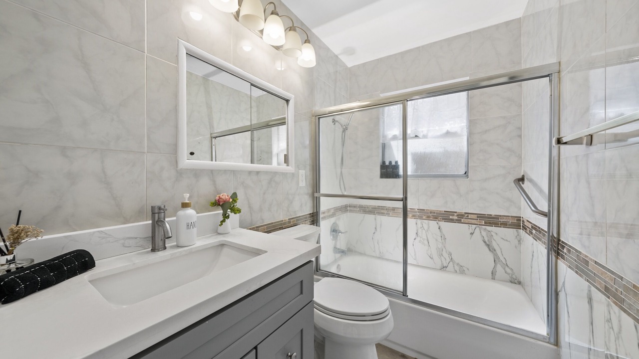 Photo of Bathroom in Mayflower Village