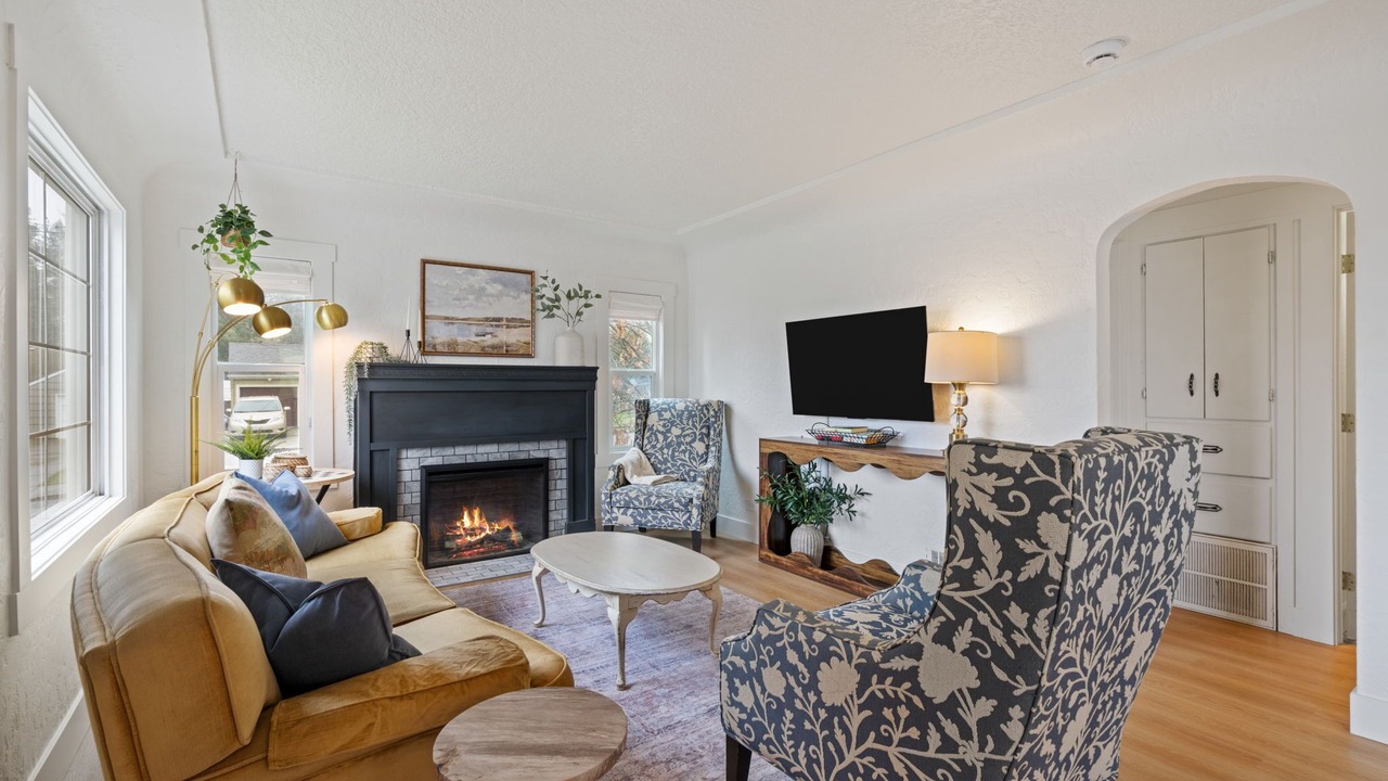 Photo of Livingroom in Camas