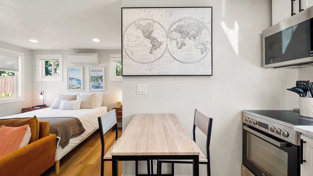 Photo of Bedroom in Central Oregon