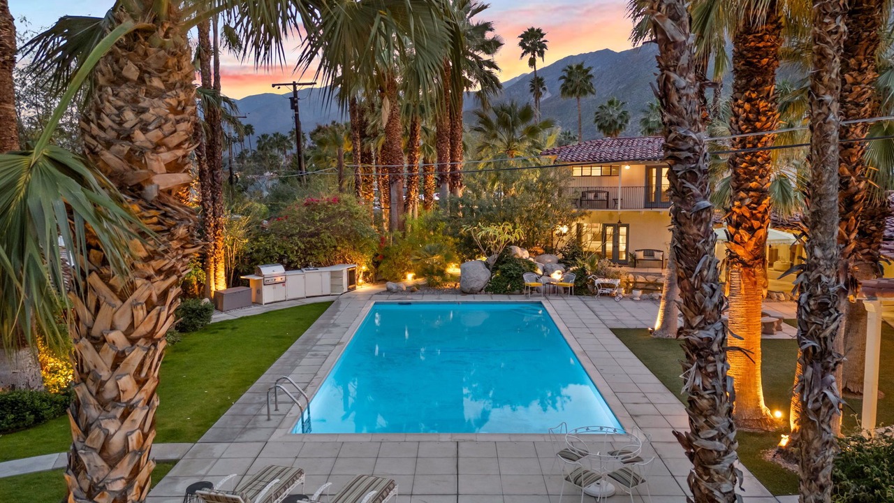 Photo of Outdoor in Warm Sands