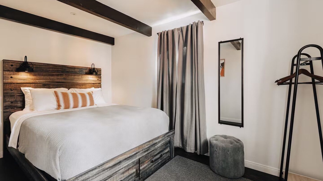 Photo of Bedroom in Big Bear City