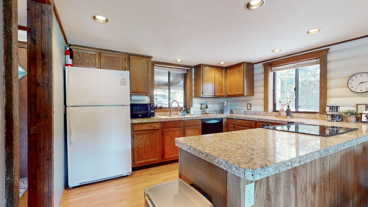 Photo of Kitchen in Munds Park