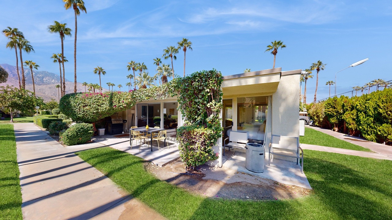 Photo of Outdoor in Araby Commons