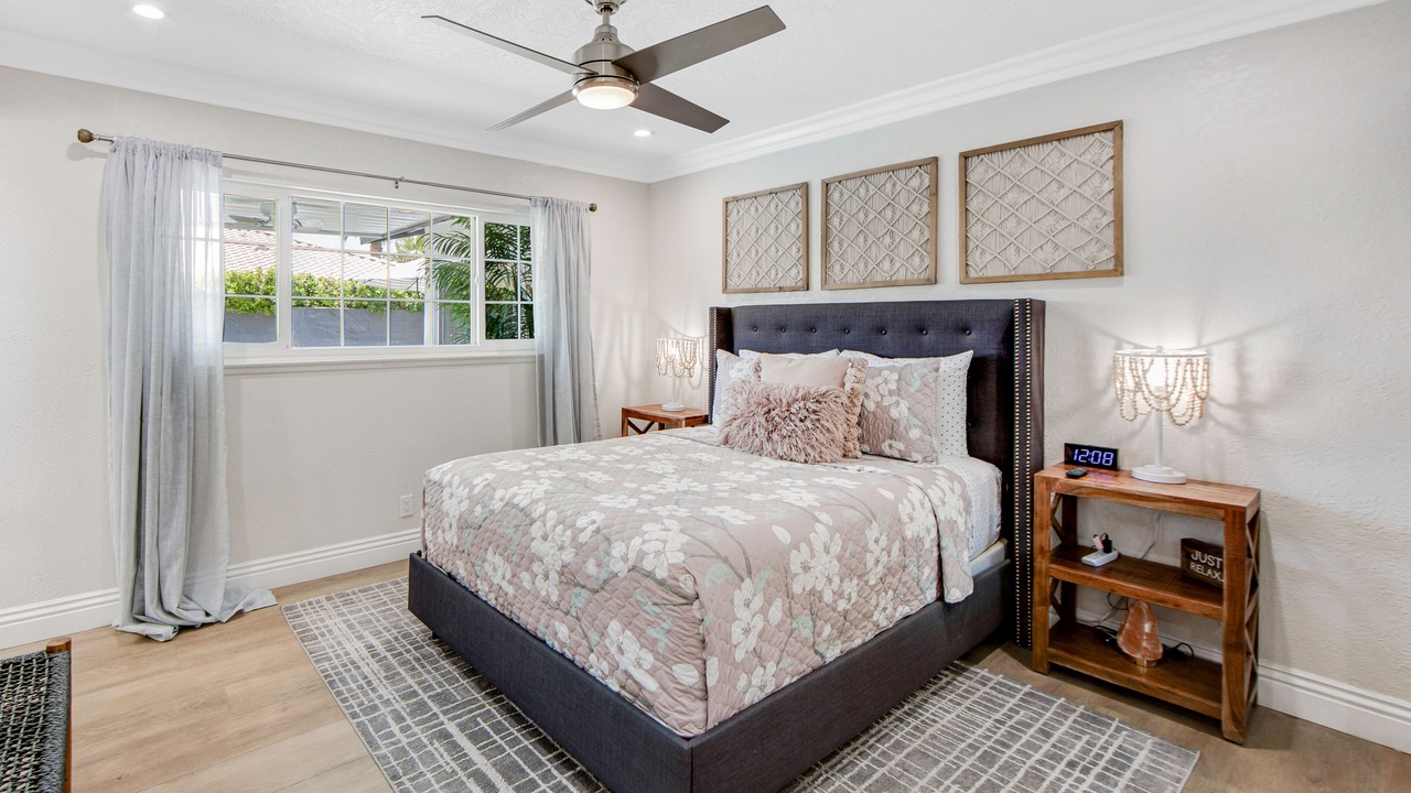 Photo of Bedroom in Desert Park Estates