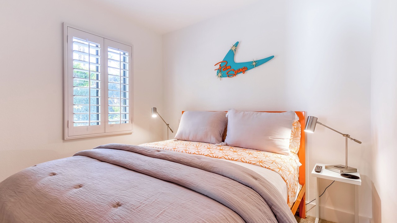 Photo of Bedroom in The Movie Colony