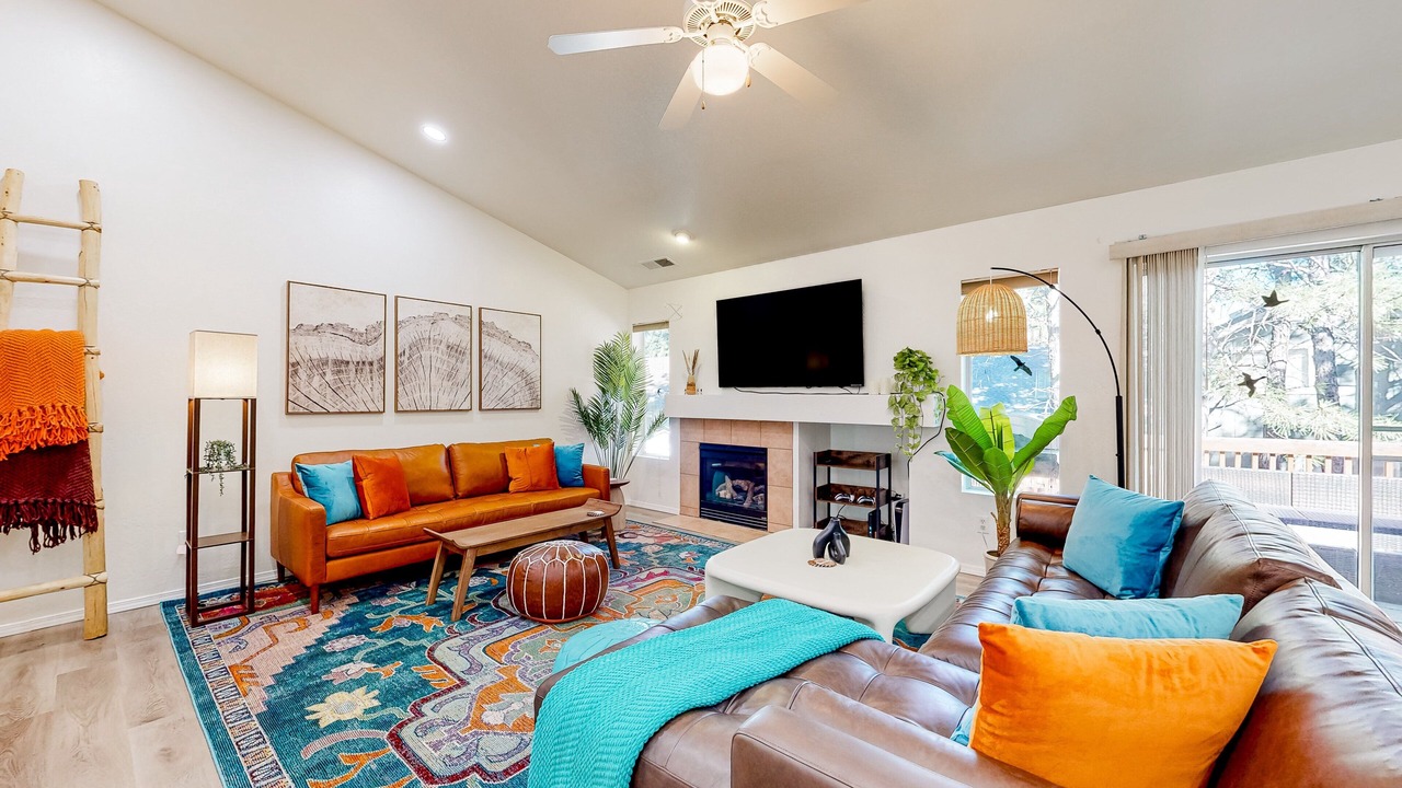Photo of Livingroom in Ponderosa Trails