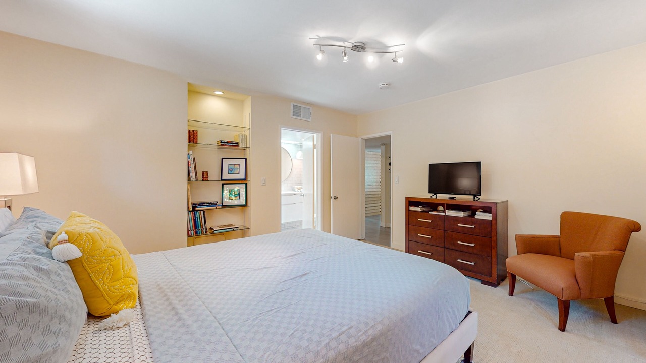 Photo of Bedroom in Twin Palms