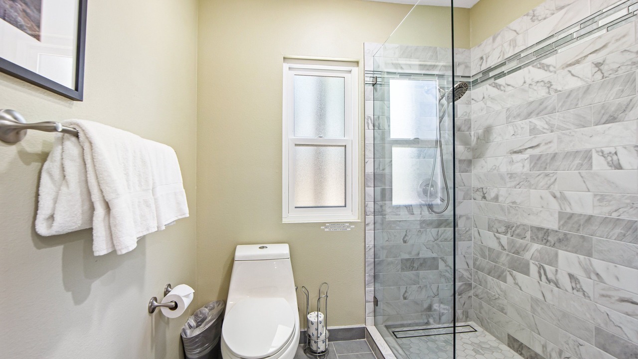 Photo of Bathroom in Araby