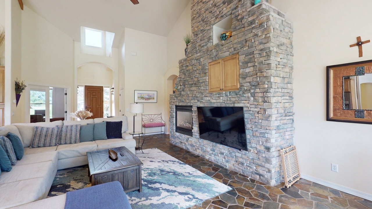 Photo of Livingroom in Flagstaff