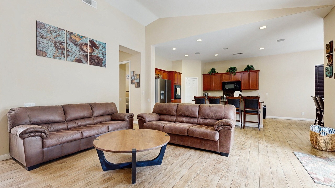Photo of Livingroom in Cathedral City