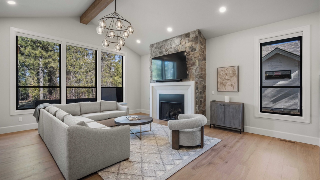 Photo of Livingroom in Deer Park