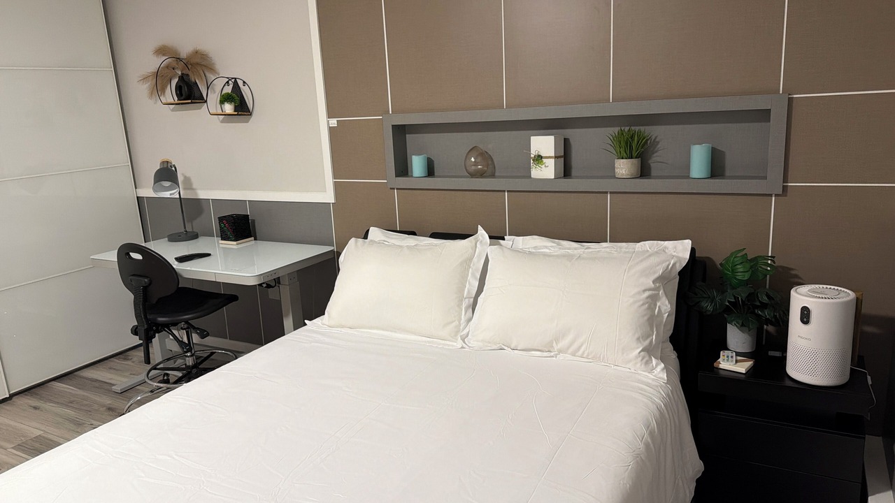 Photo of Bedroom in Aloha