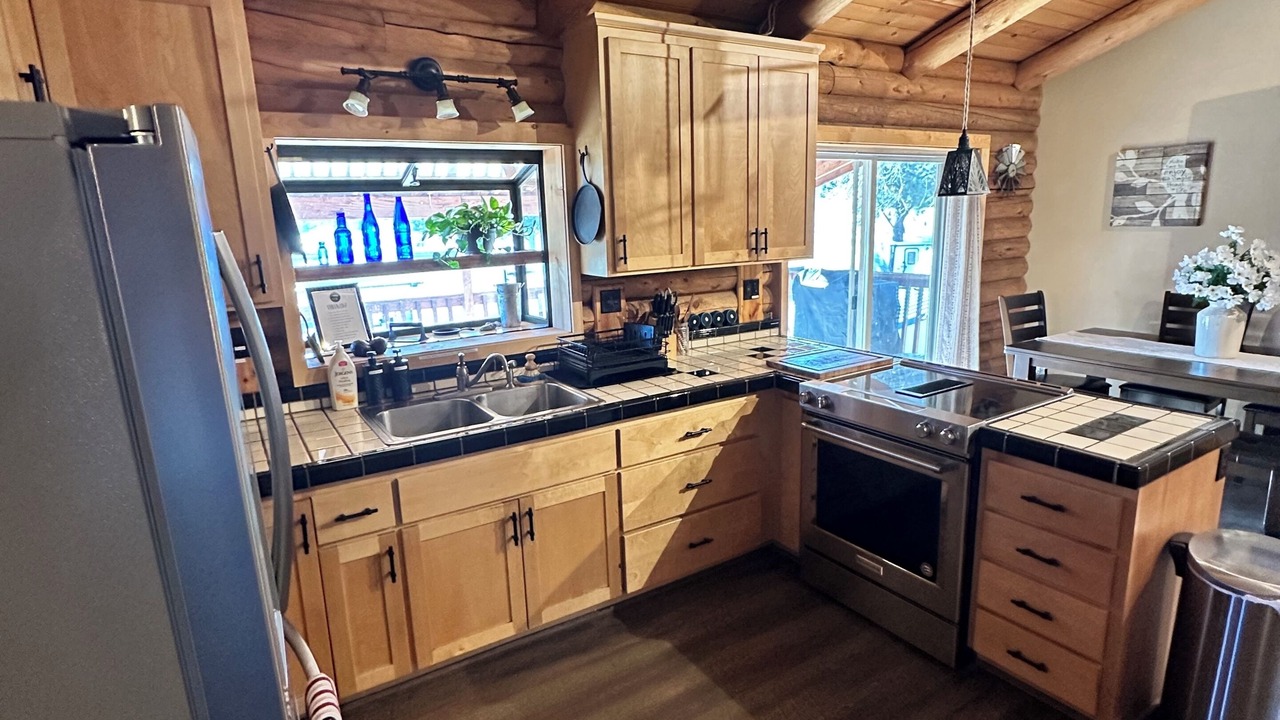Photo of Kitchen in Chiloquin
