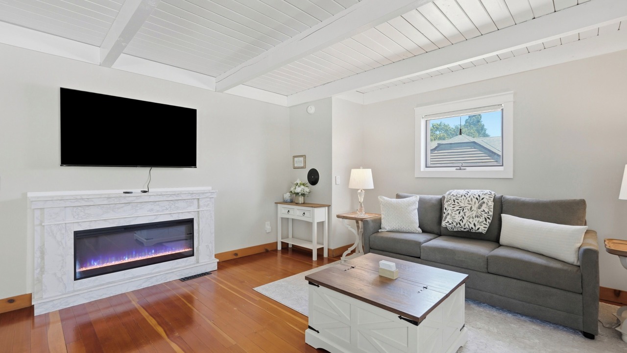 Photo of Livingroom in Carlton