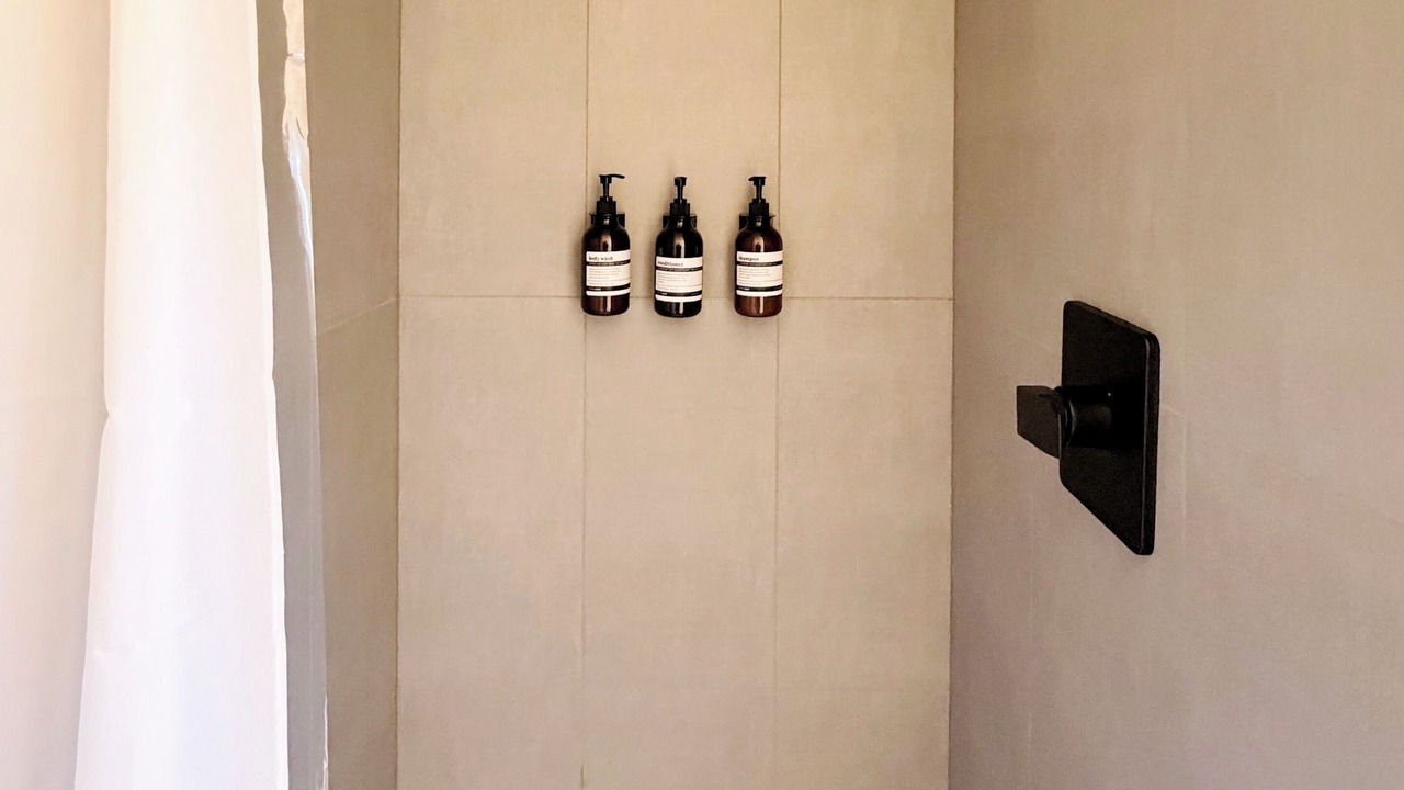 Photo of Bathroom in Zigzag