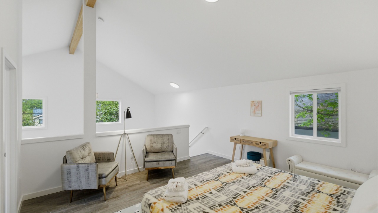 Photo of Bedroom in Central District