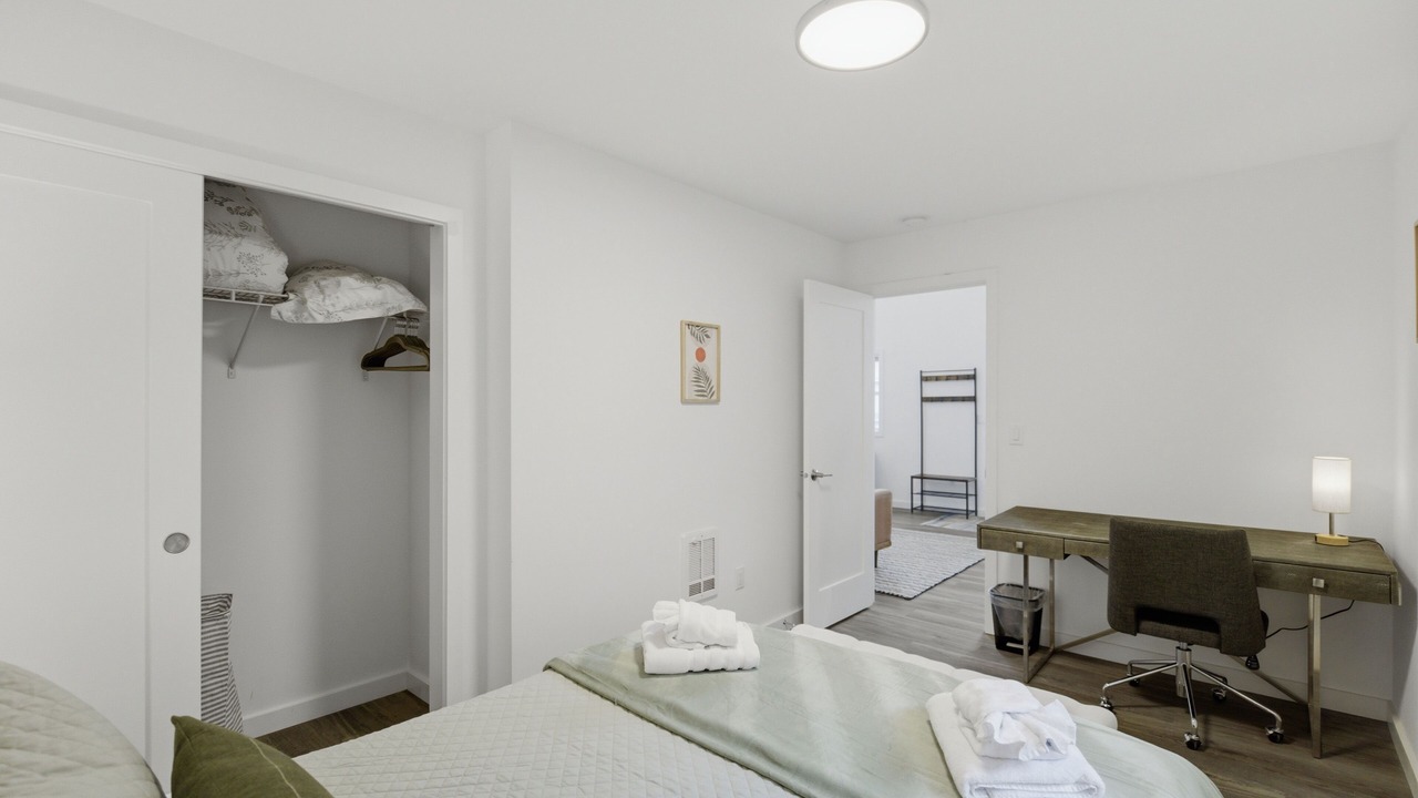 Photo of Bedroom in Central District