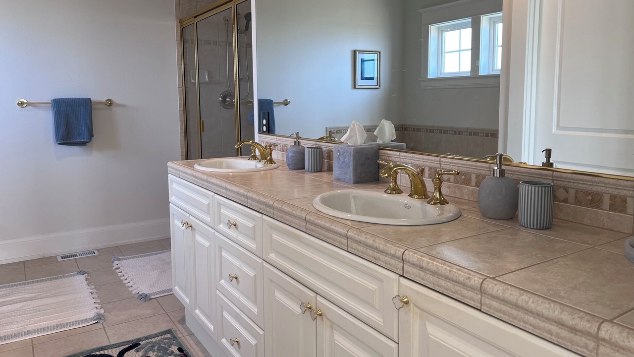 Photo of Bathroom in Long Beach