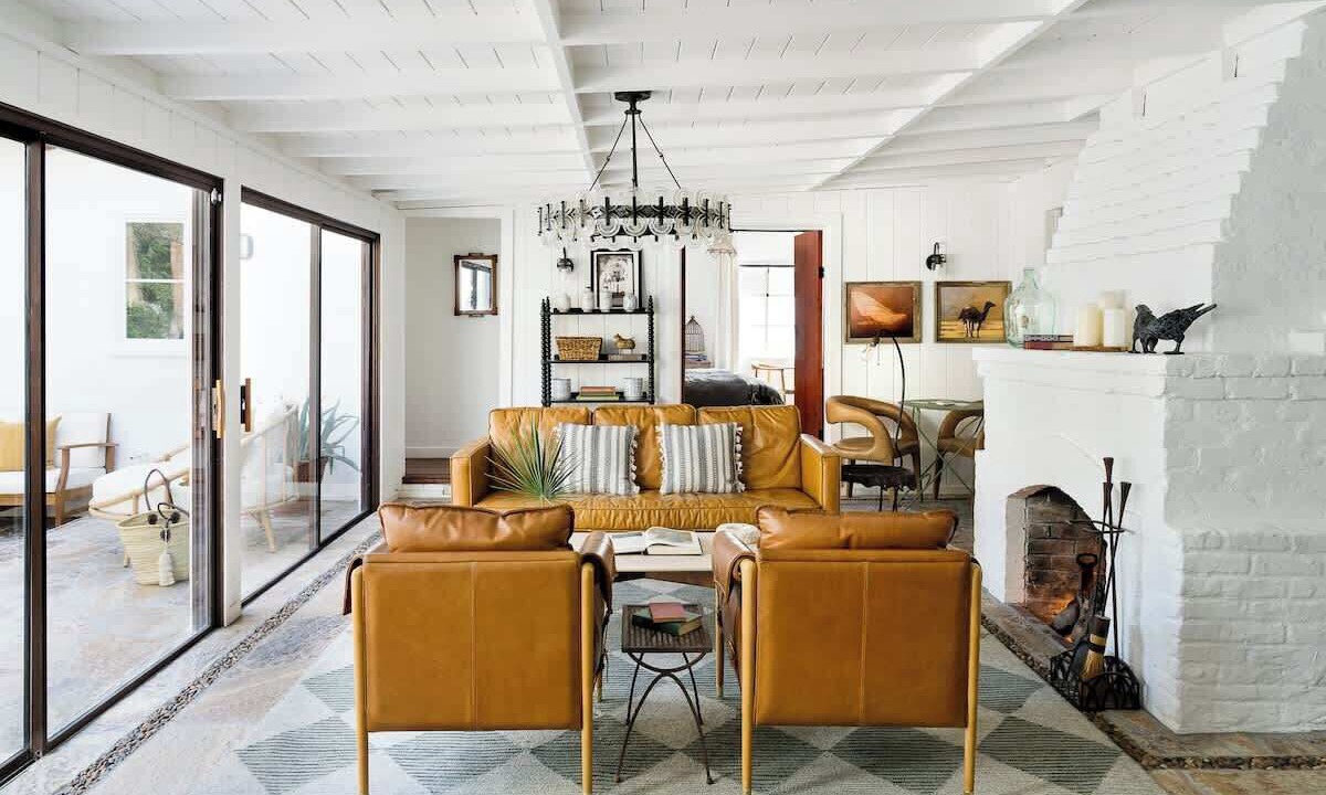 Photo of Livingroom in Historic Tennis Club