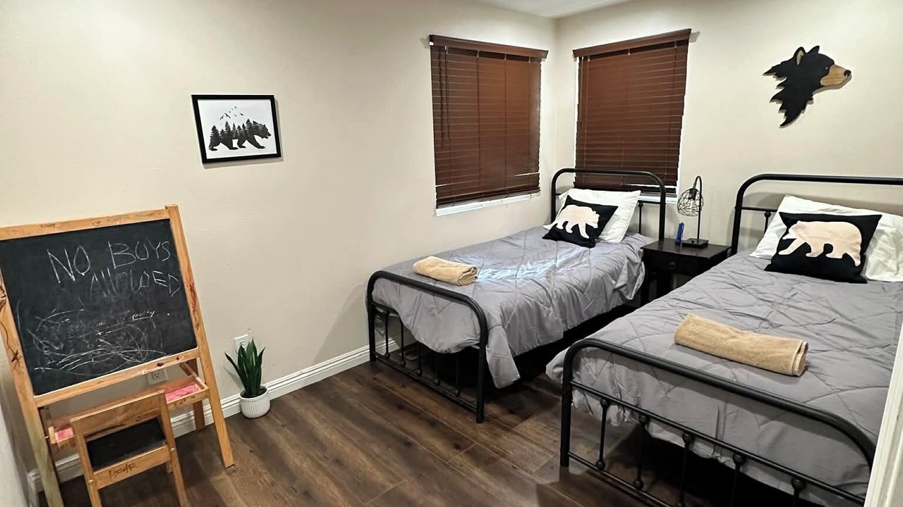 Photo of Bedroom in Arrowbear Lake