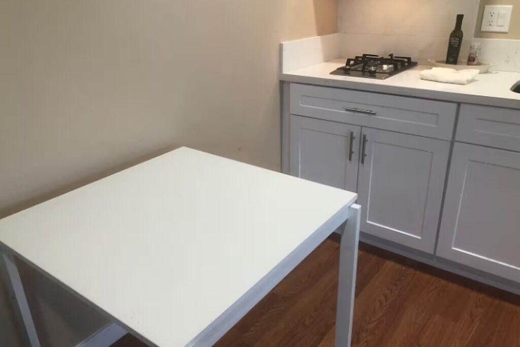 Photo of Kitchen in Woodland Hills