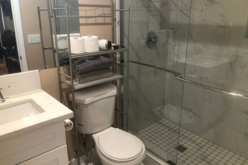 Photo of Bathroom in Woodland Hills