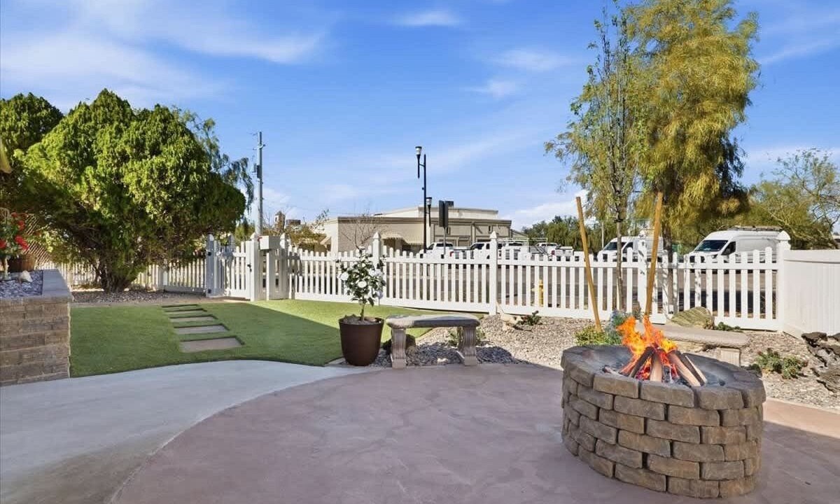 Photo of Outdoor in Townsite