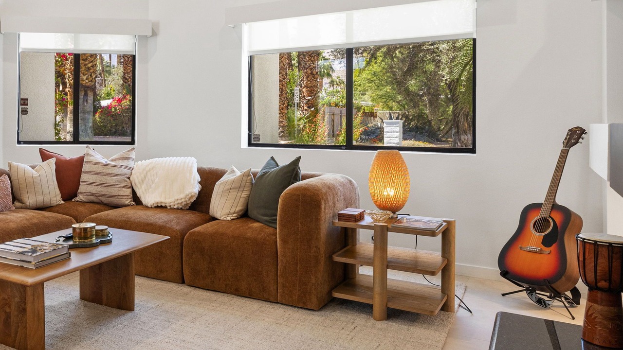 Photo of Livingroom in Sonora Sunrise