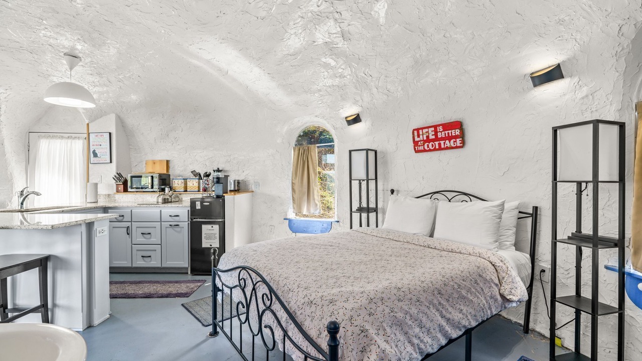 Photo of Bedroom in Thurston