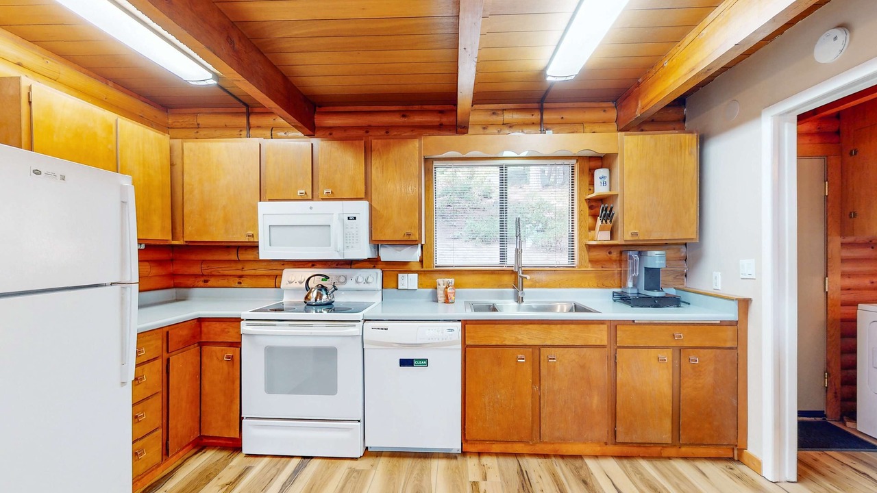 Photo of Kitchen in Tahoma