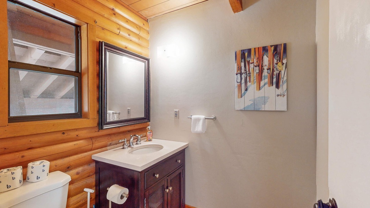Photo of Bathroom in Tahoma